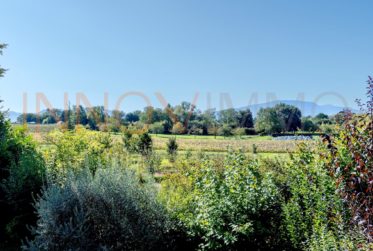 Belle villa jumelle avec vue sur la campagne