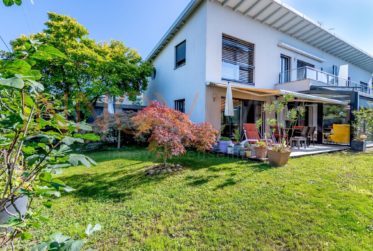 Belle villa jumelle avec vue sur la campagne