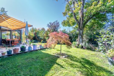 Belle villa jumelle avec vue sur la campagne