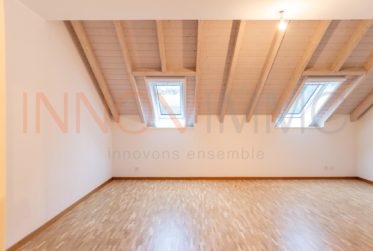 Contiguous unfurnished house for rent