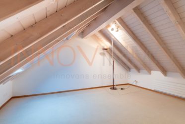 Contiguous unfurnished house for rent